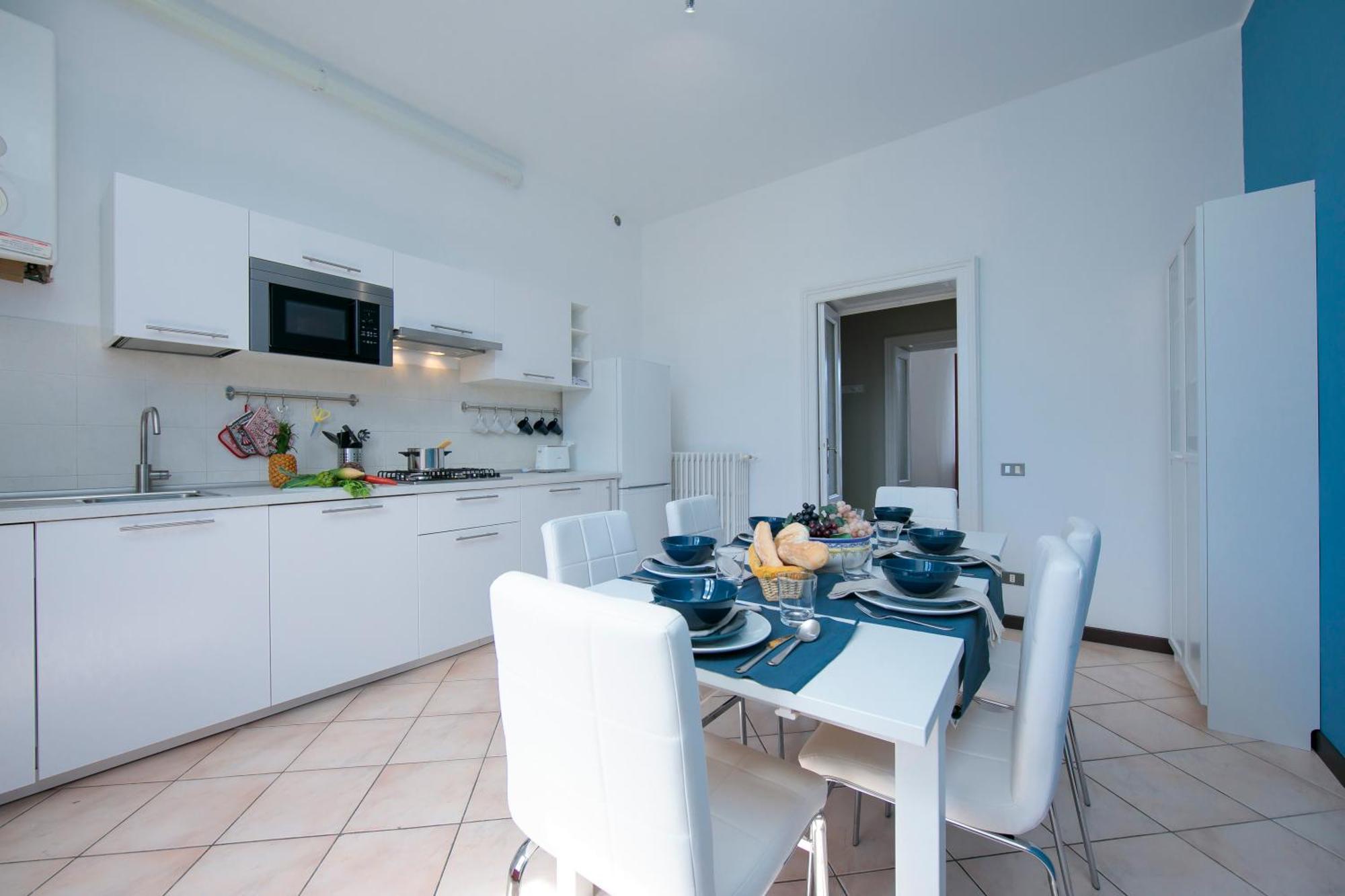 Residenza Oleandro Lake View Luino Center - Happy Rentals Luaran gambar
